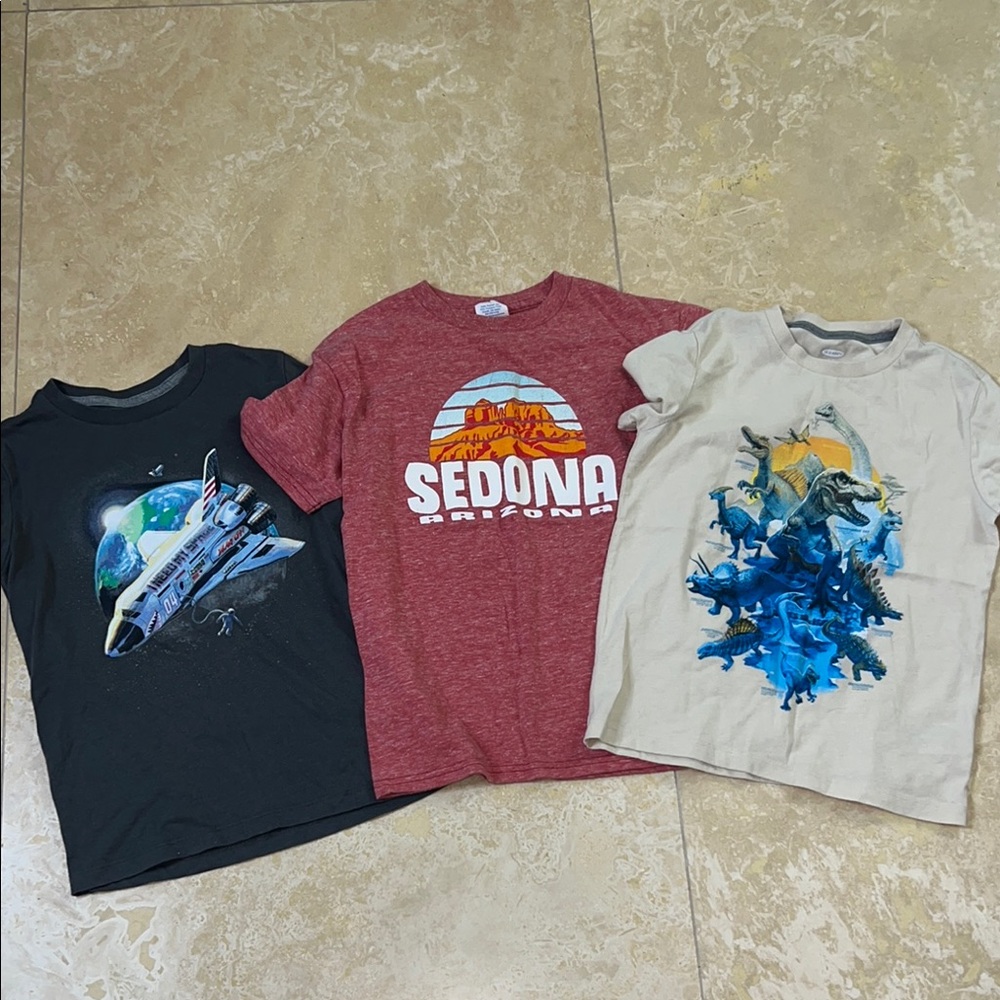 💙Graphic Short Sleeve Tees💙